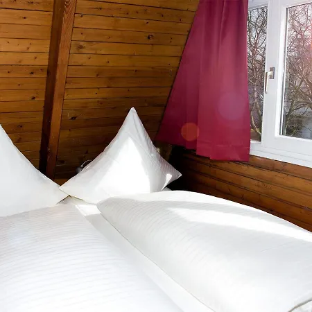 Feriehus Detached Holiday Home, Decorated With Wood, On The Ostsee *