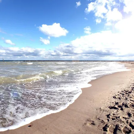 Detached Holiday Home, Decorated With Wood, On The Ostsee Feriehus *